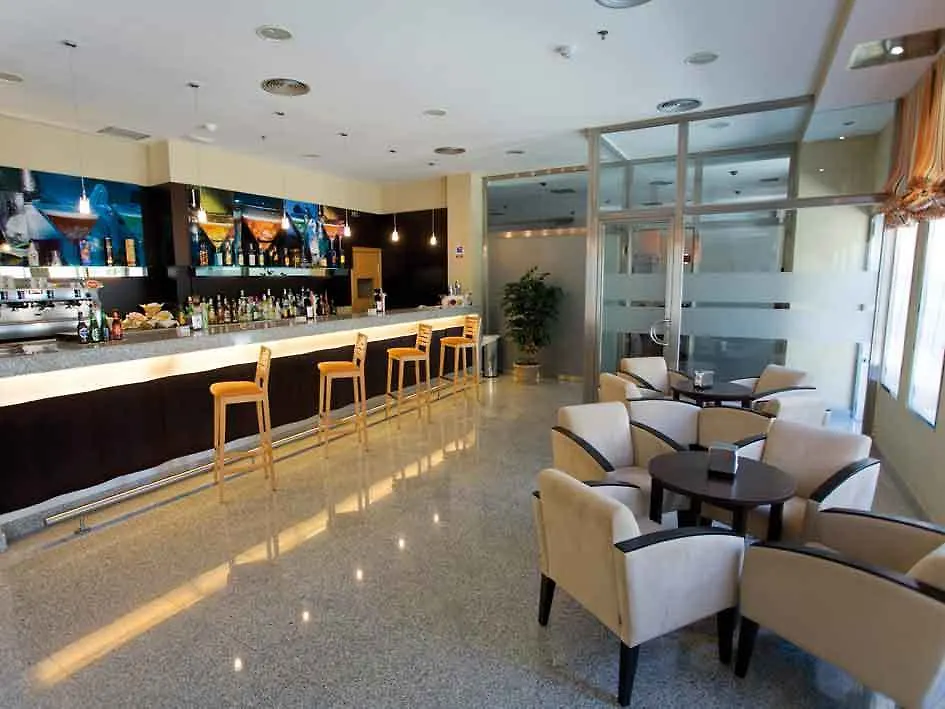 Bahia Almuñécar Otel